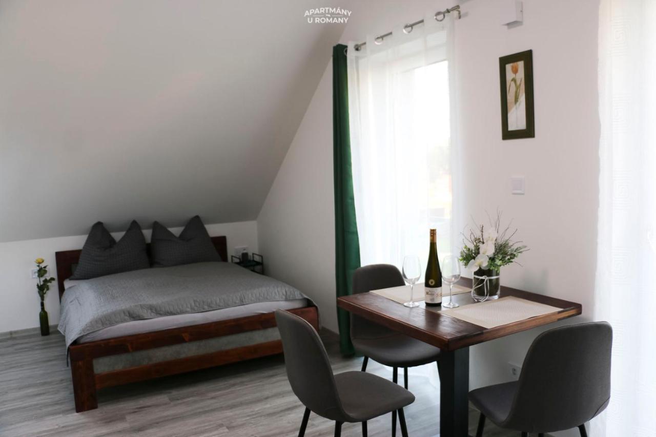 Apartmany U Romany Mírkovice Exteriör bild