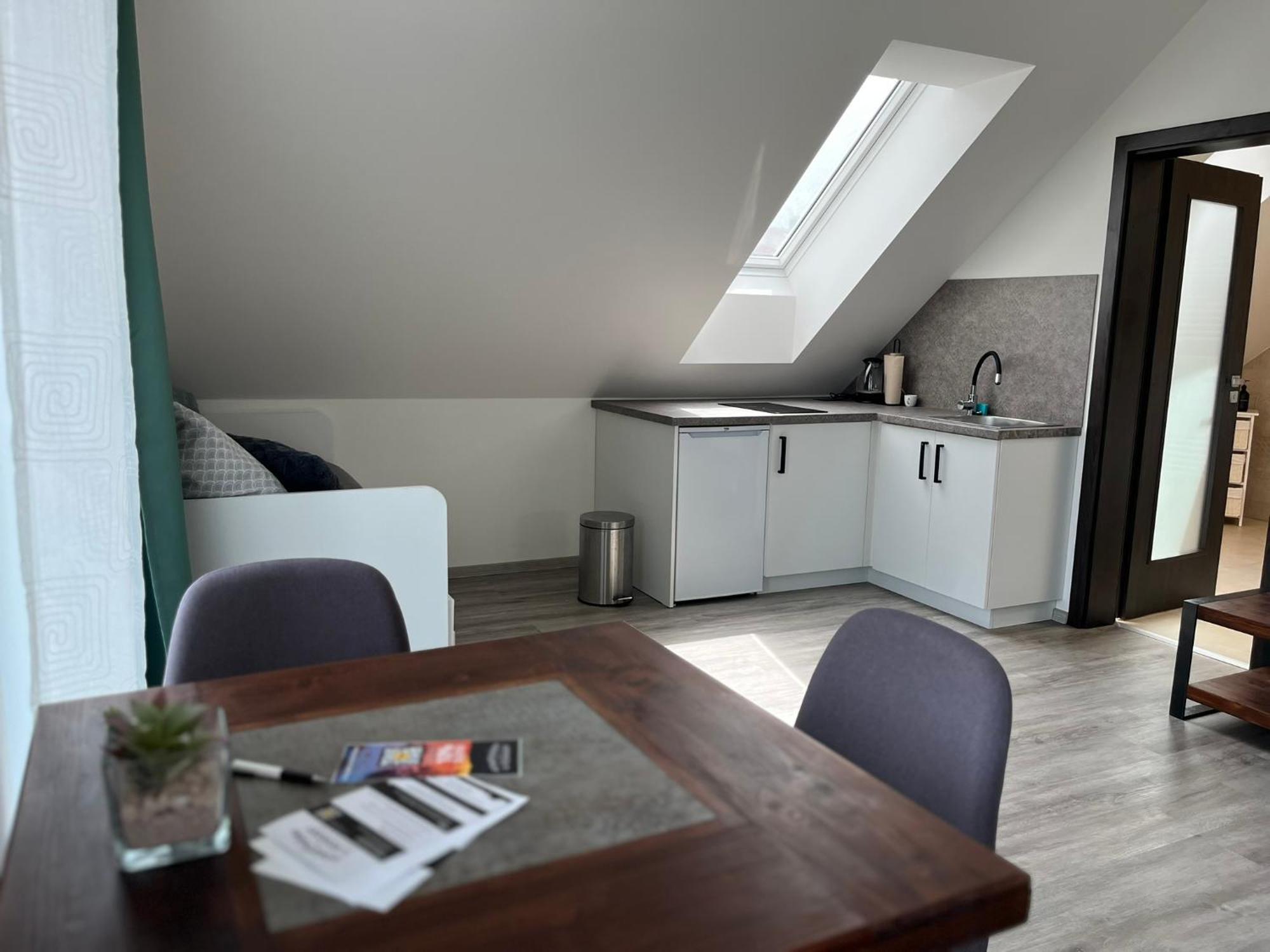 Apartmany U Romany Mírkovice Exteriör bild